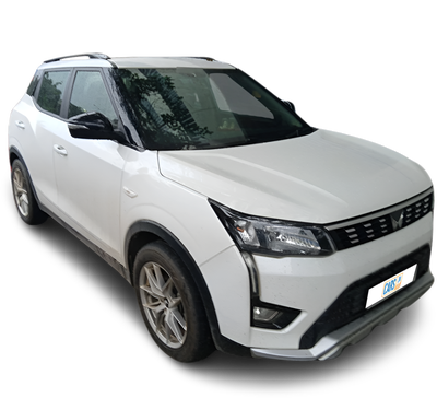 Mahindra XUV300-img